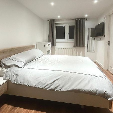 Spacious Private Room In Vibrant South London Thornton Heath Buitenkant foto